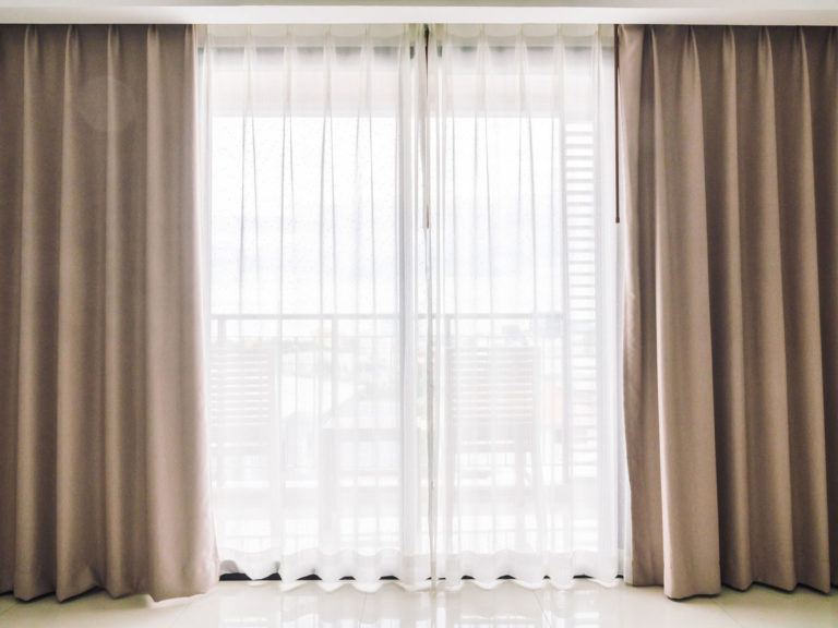 Curtains in dubai