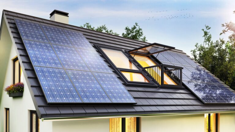 A Look at the Financial Benefits of Solar Panel Installation A Look at the Financial Benefits of Solar Panel Installation