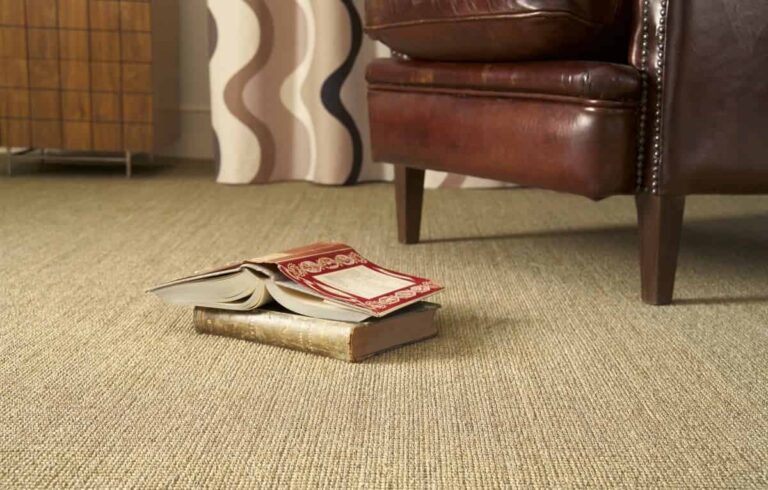 How to Install Wall-to-Wall Carpeting￼