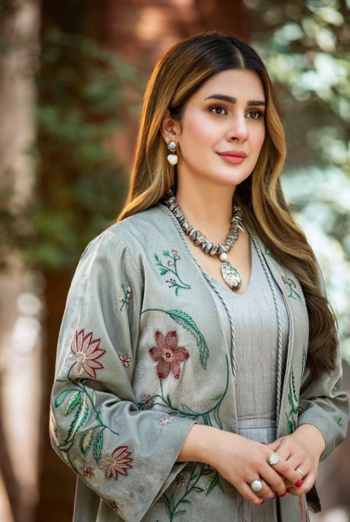 Kubra Khan Age, Biography, Wiki, Family, Education