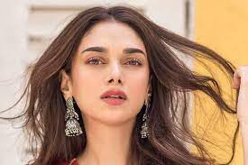 Aditi Rao Hydari Profile, Age, Height, Family, Affairs, Biography