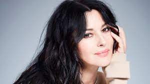 Monica Bellucci Profile, Age, Family, Husband, Affairs, Biography