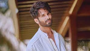 Shahid Kapoor Profile, Height, Age, Family, Wife, Affair, Biography