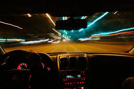 30 Safety Tips for Driving at Night