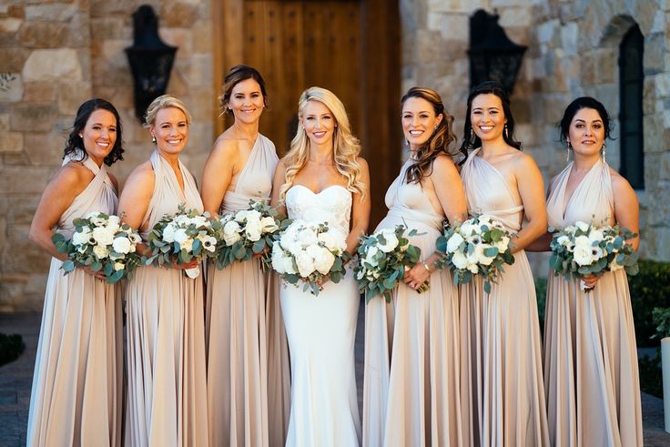 Awesome Guide to Finding the Perfect Bridesmaid Dress